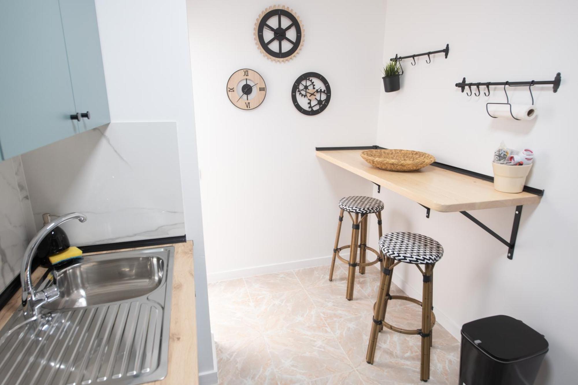 Comfortable Centric Apartment Steps From The Beach Гран Тарахал Екстериор снимка